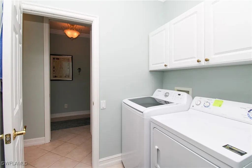 817 Carrick Bend Circle Naples FL 34110