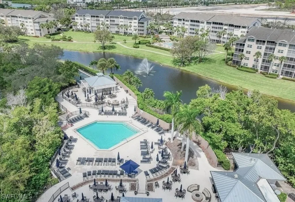 817 Carrick Bend Circle Naples FL 34110