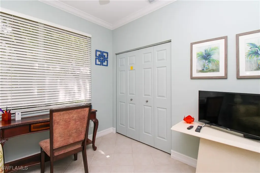 817 Carrick Bend Circle Naples FL 34110