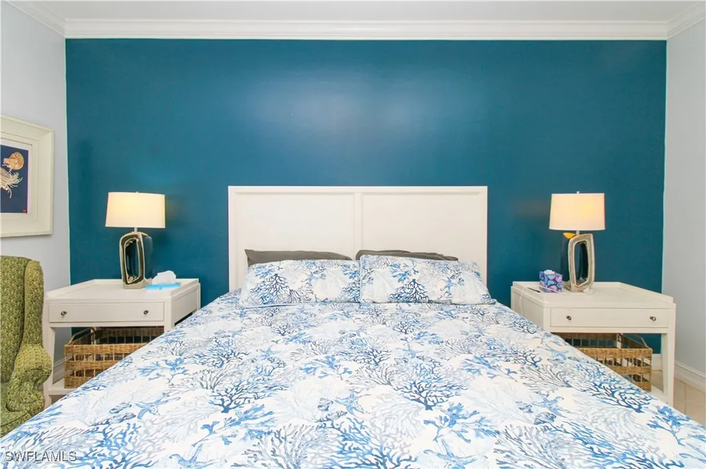 817 Carrick Bend Circle Naples FL 34110