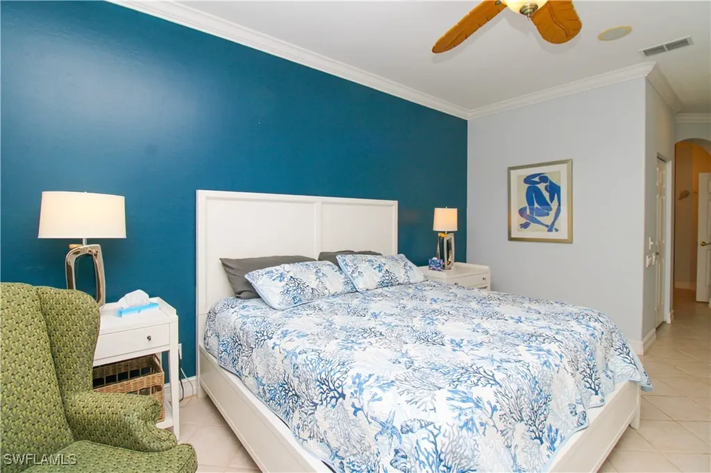 817 Carrick Bend Circle Naples FL 34110