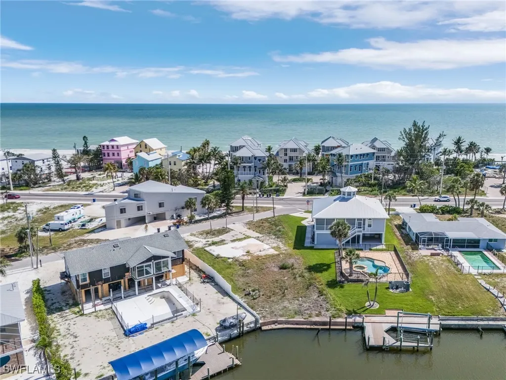 5199 Avenida Pescadora Fort Myers Beach FL 33931