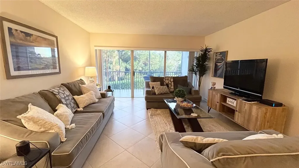 1 Bluebill Avenue Naples FL 34108