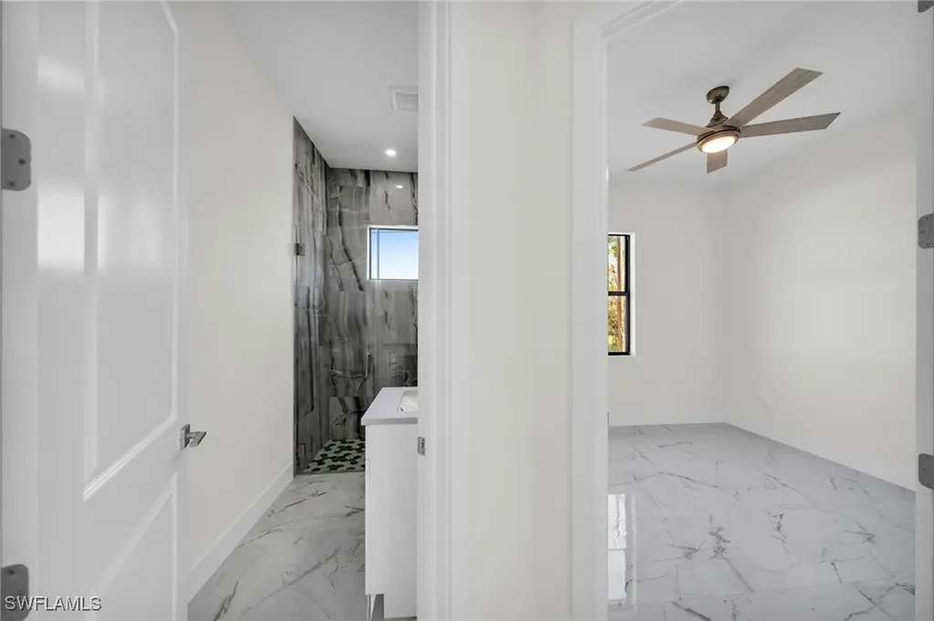 404 SW 28th Place Cape Coral FL 33991