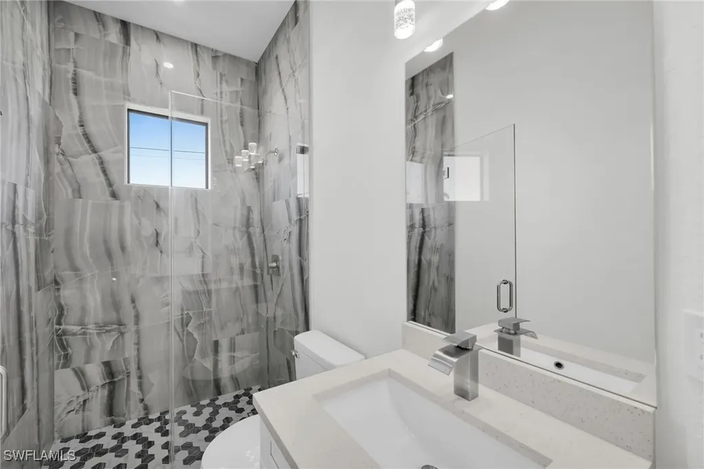 404 SW 28th Place Cape Coral FL 33991
