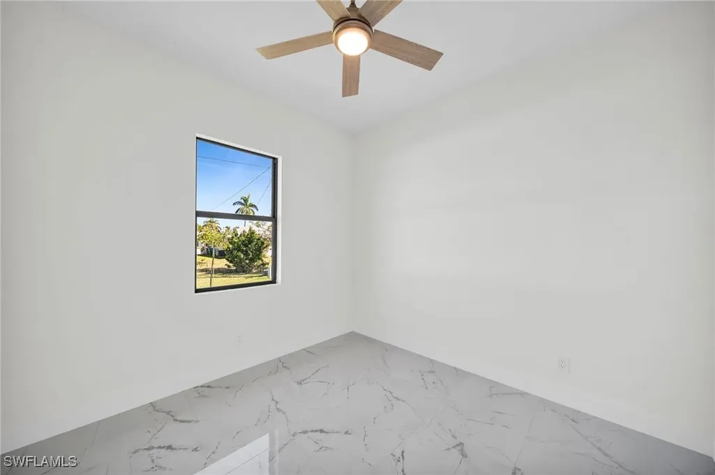 404 SW 28th Place Cape Coral FL 33991