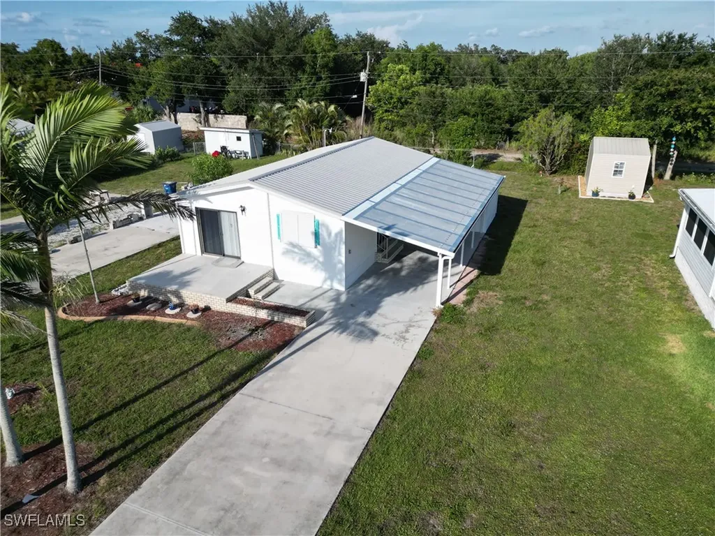 16091 Siesta Drive Fort Myers FL 33908