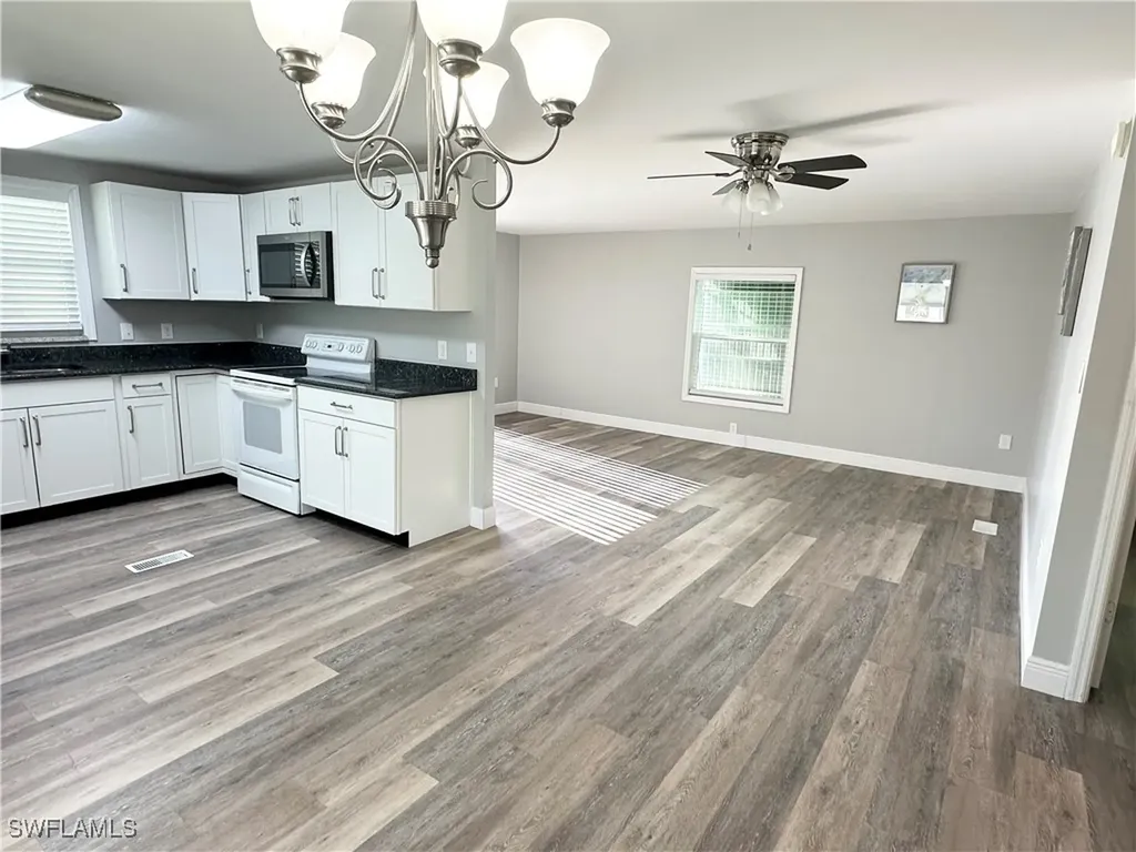 16091 Siesta Drive Fort Myers FL 33908