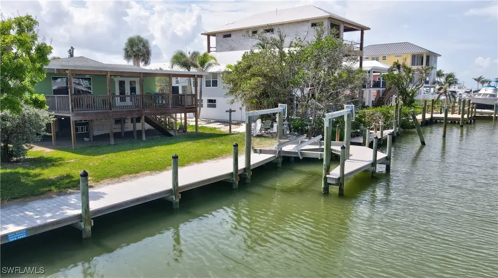 171 Primo Drive Fort Myers Beach FL 33931