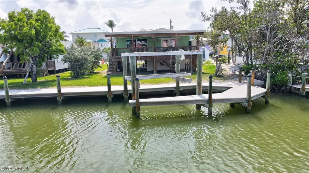 171 Primo Drive Fort Myers Beach FL 33931