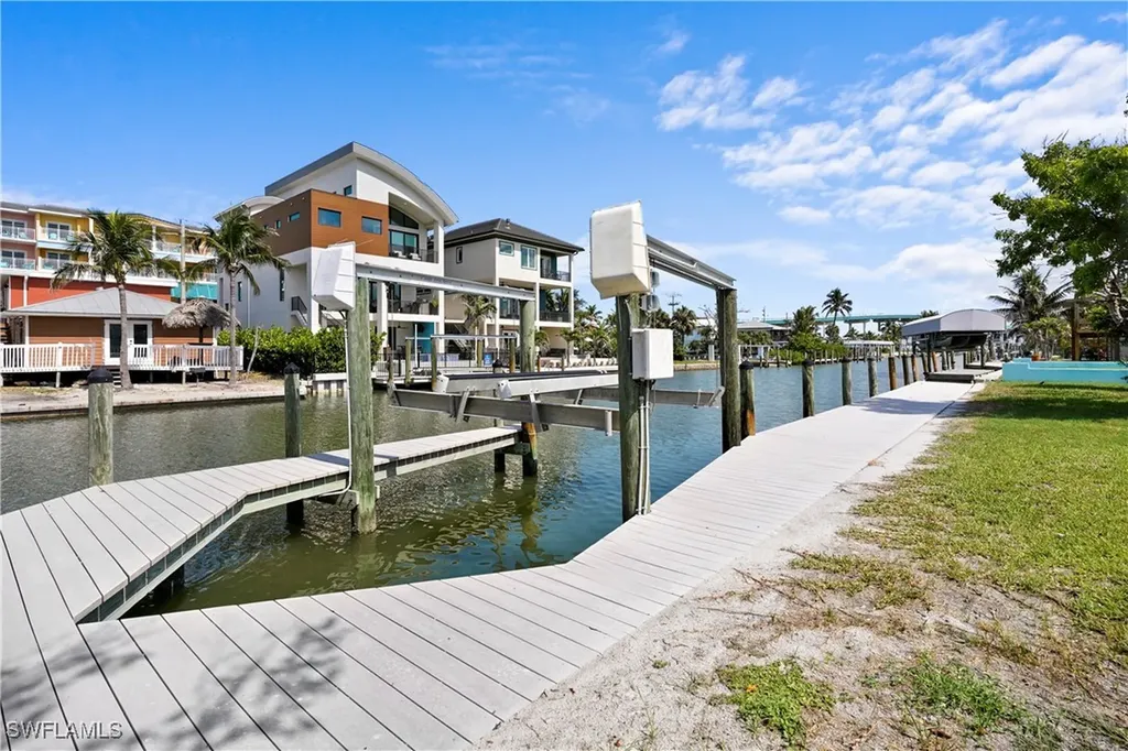 171 Primo Drive Fort Myers Beach FL 33931