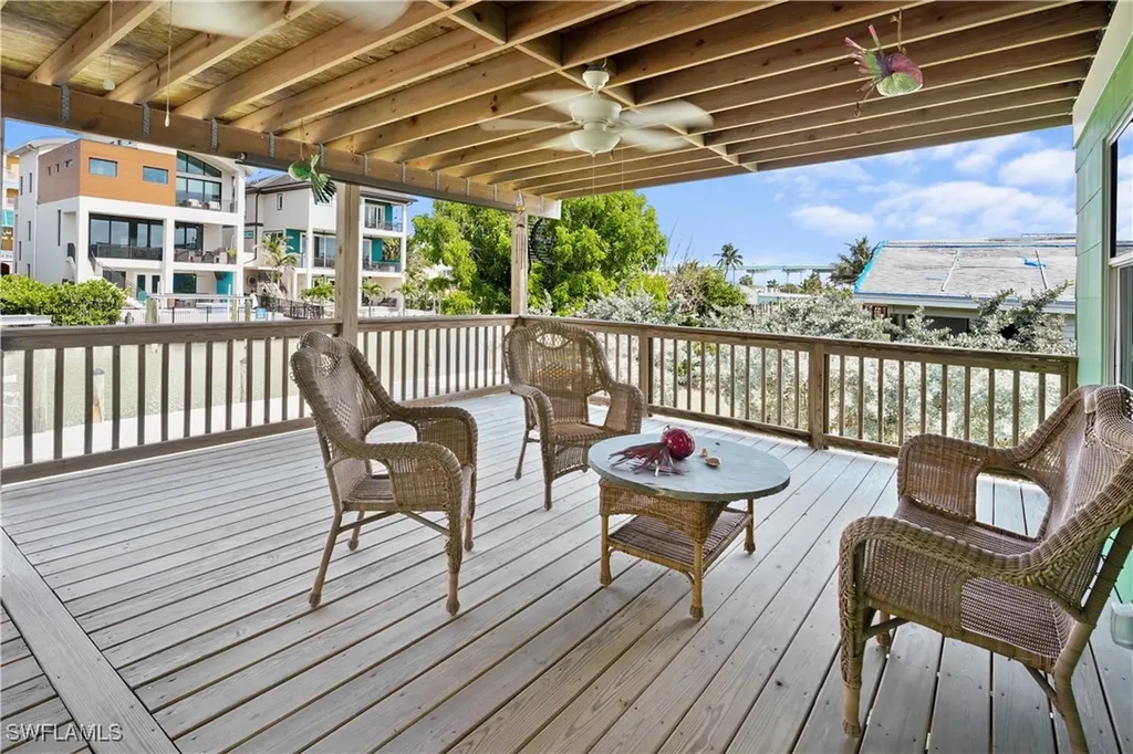 171 Primo Drive Fort Myers Beach FL 33931
