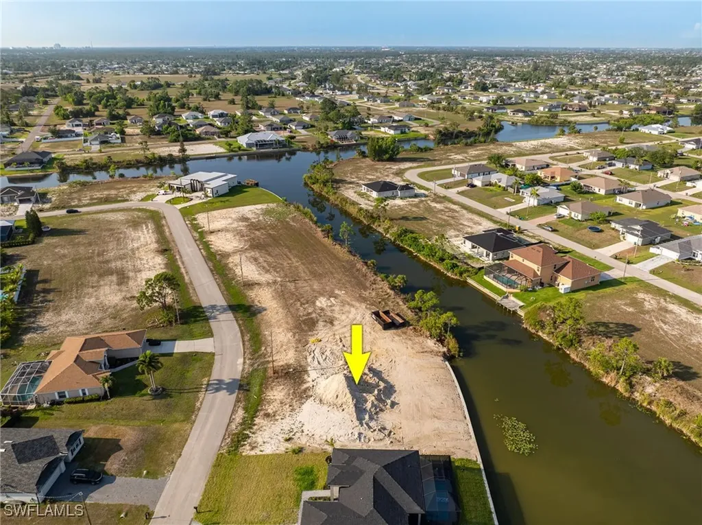 4230 NE 17th Avenue Cape Coral FL 33909