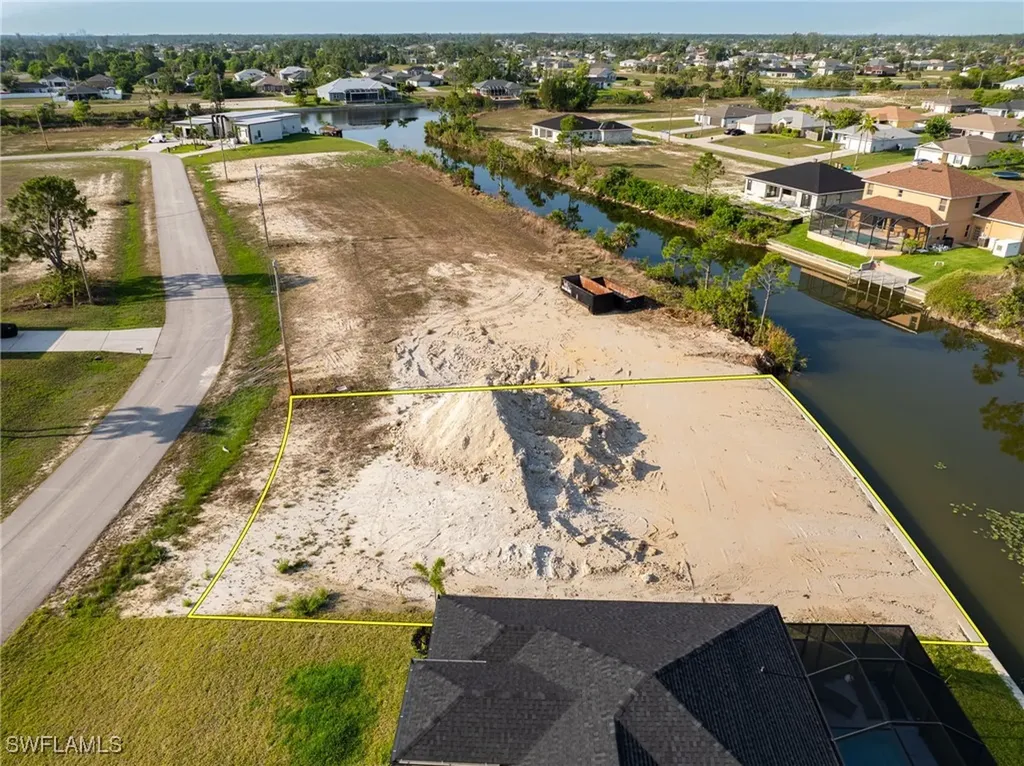 4230 NE 17th Avenue Cape Coral FL 33909
