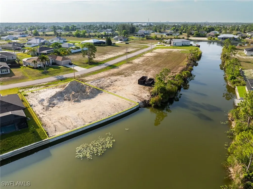 4230 NE 17th Avenue Cape Coral FL 33909