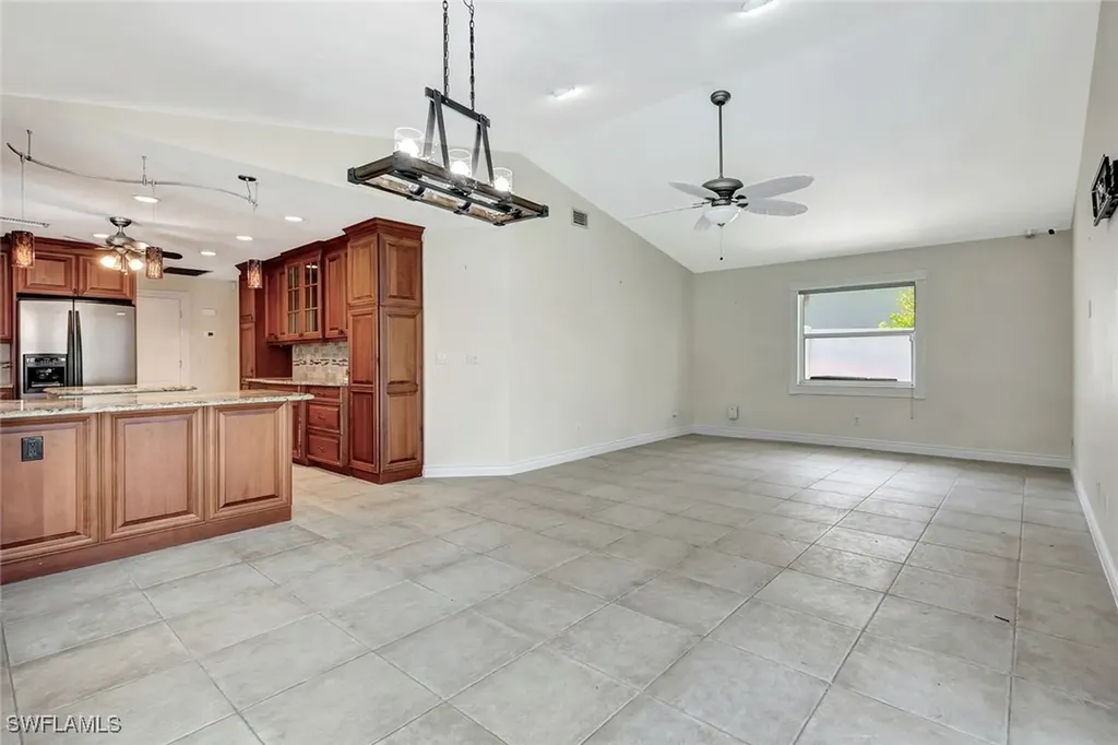5012 SW 8th Place Cape Coral FL 33914