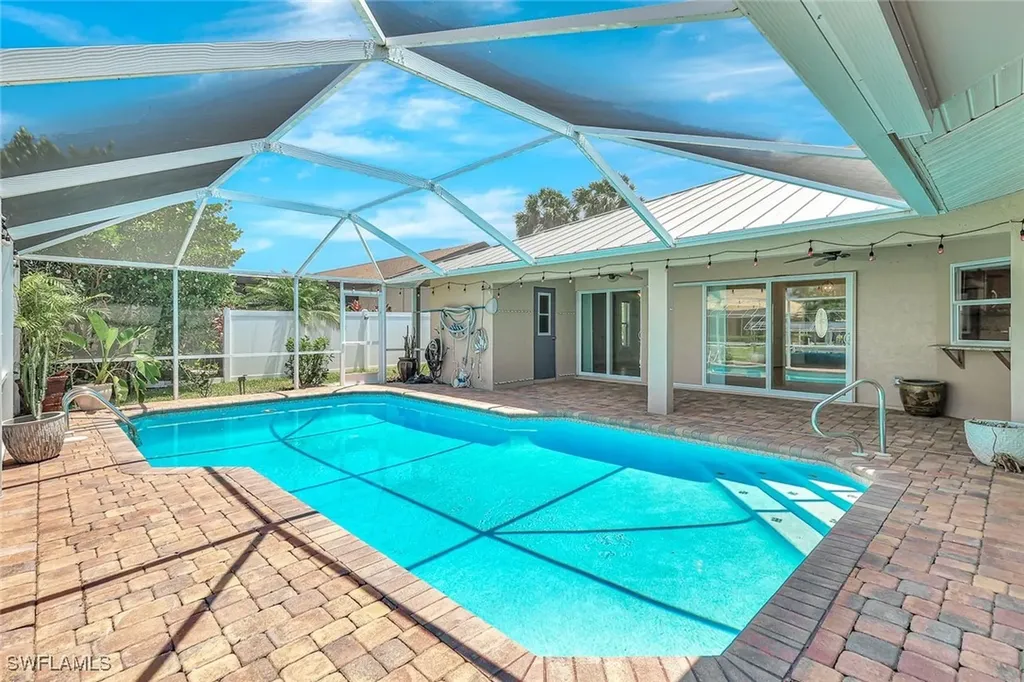 5012 SW 8th Place Cape Coral FL 33914