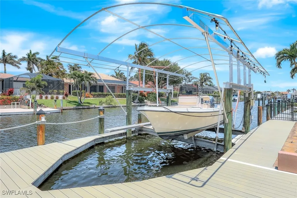 5012 SW 8th Place Cape Coral FL 33914