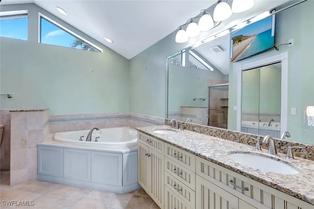 5012 SW 8th Place Cape Coral FL 33914