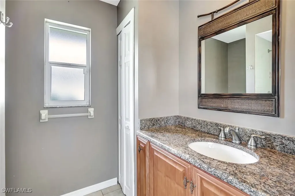 5012 SW 8th Place Cape Coral FL 33914