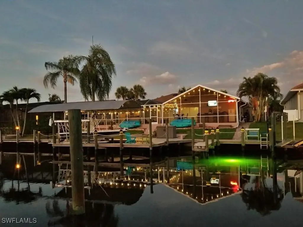 5012 SW 8th Place Cape Coral FL 33914