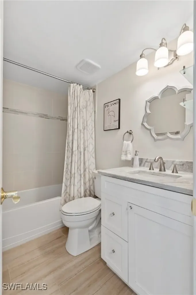 460 Broad Avenue S Naples FL 34102
