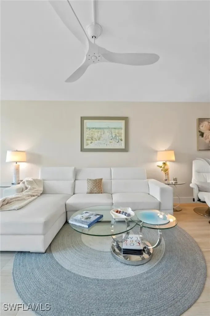 460 Broad Avenue S Naples FL 34102