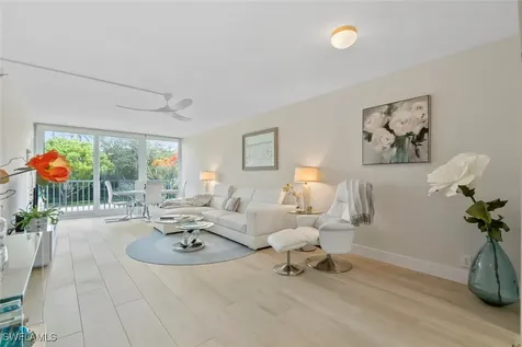 460 Broad Avenue S Naples FL 34102