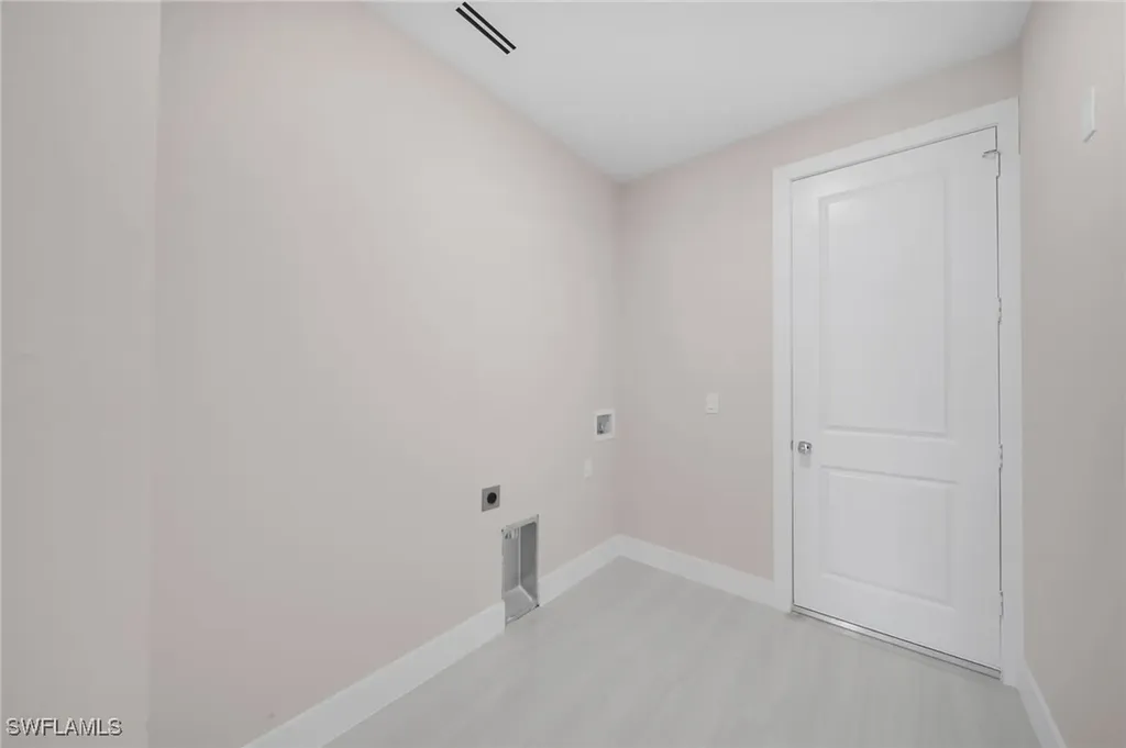 1520 NW 36th Place Cape Coral FL 33993