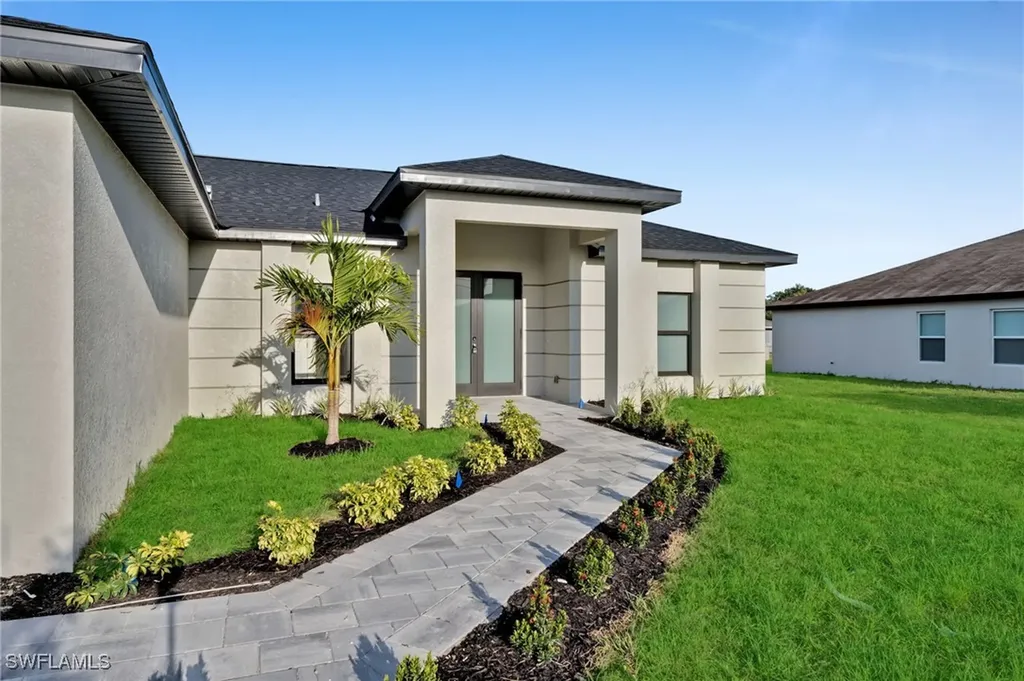 1520 NW 36th Place Cape Coral FL 33993