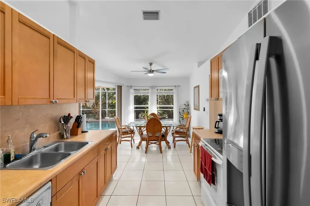 310 SE 27th Terrace Cape Coral FL 33904