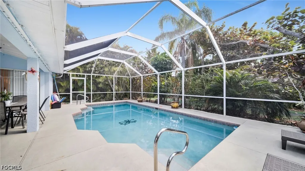 310 SE 27th Terrace Cape Coral FL 33904