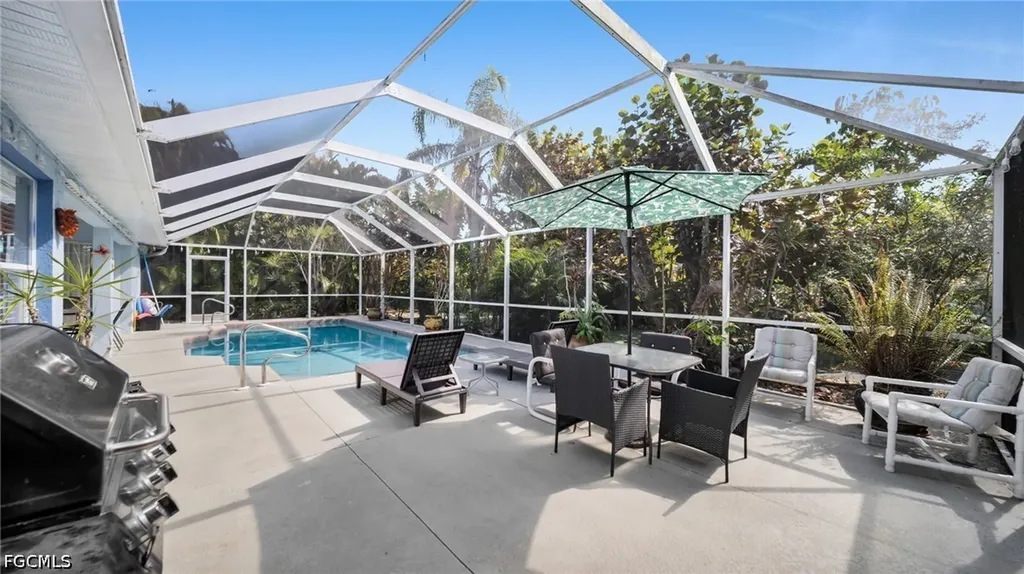 310 SE 27th Terrace Cape Coral FL 33904