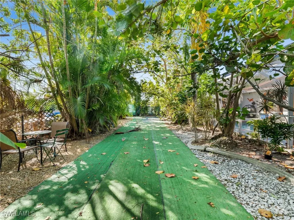 310 SE 27th Terrace Cape Coral FL 33904