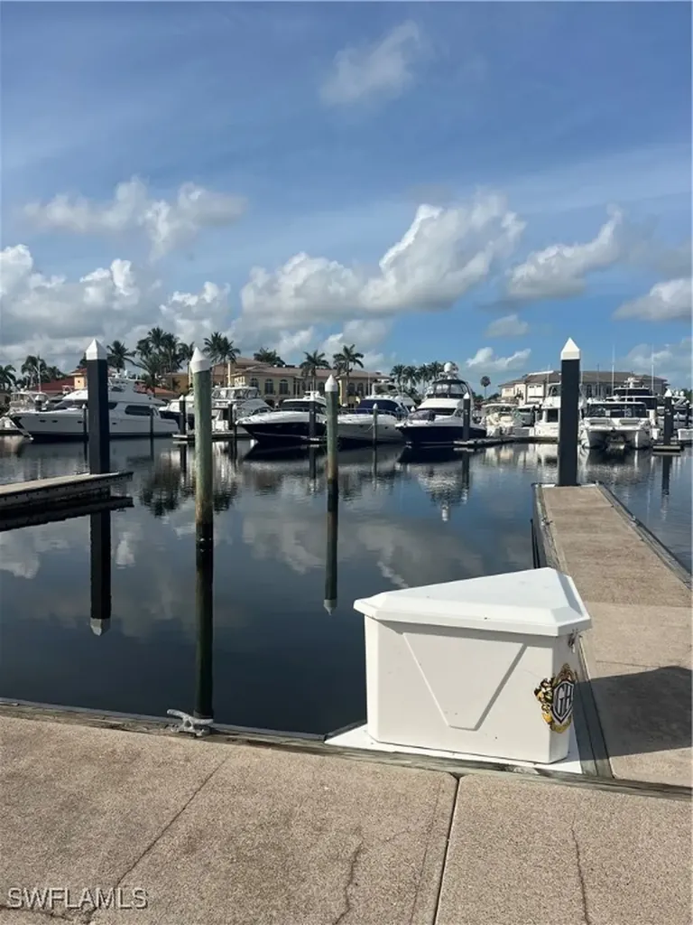 50' Boat Slip E-20 Gulf Harbour Marina Fort Myers FL 33908