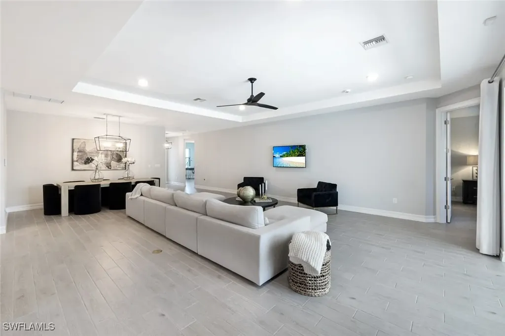 28086 Captiva Shell Loop Bonita Springs FL 34135