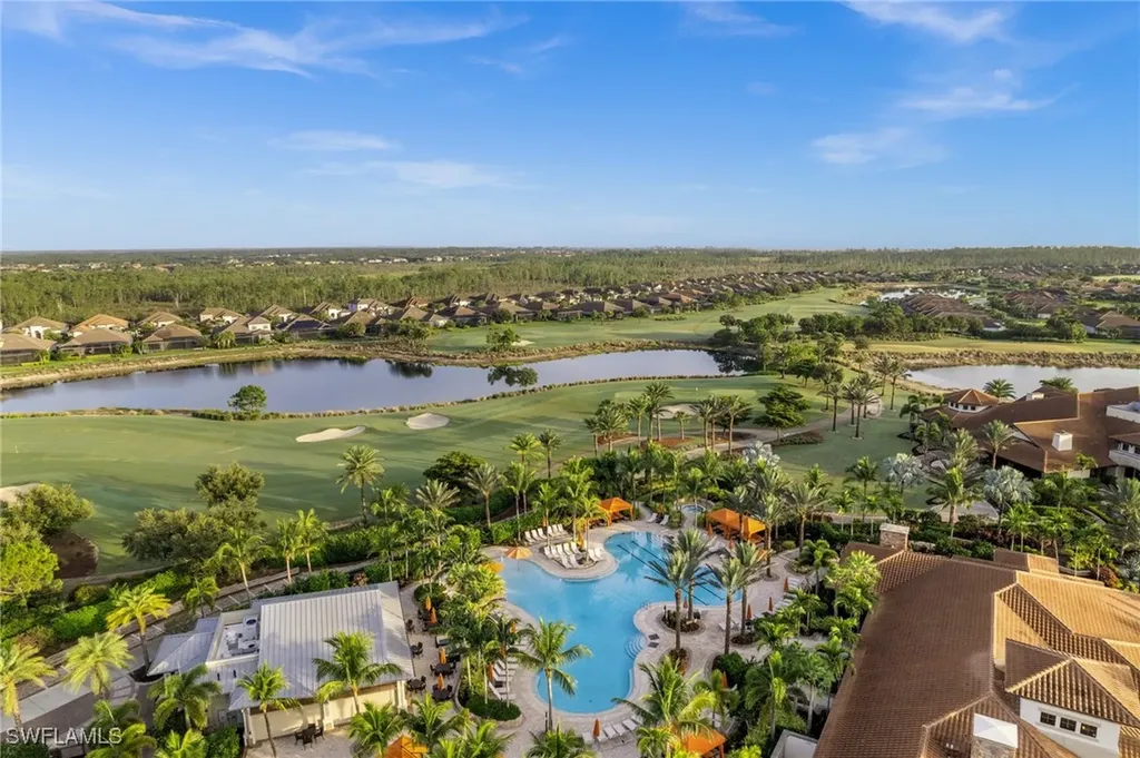 9366 Pocida Court Naples FL 34119