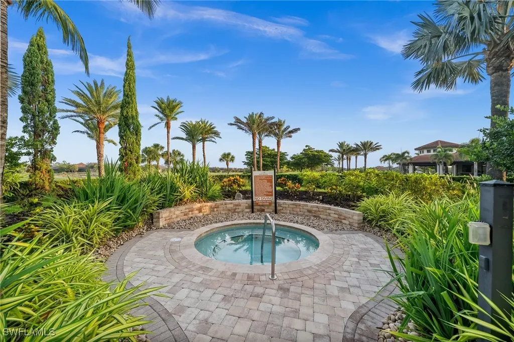 9366 Pocida Court Naples FL 34119