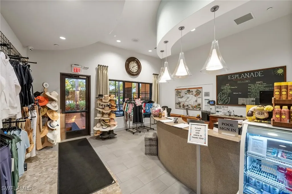 9366 Pocida Court Naples FL 34119