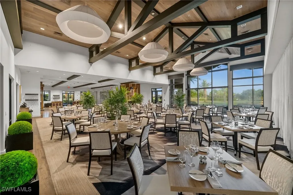 9366 Pocida Court Naples FL 34119