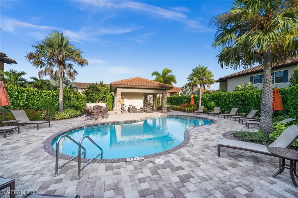 9366 Pocida Court Naples FL 34119