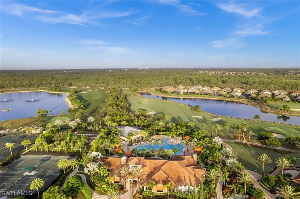 9366 Pocida Court Naples FL 34119