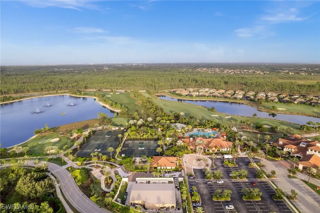 9366 Pocida Court Naples FL 34119