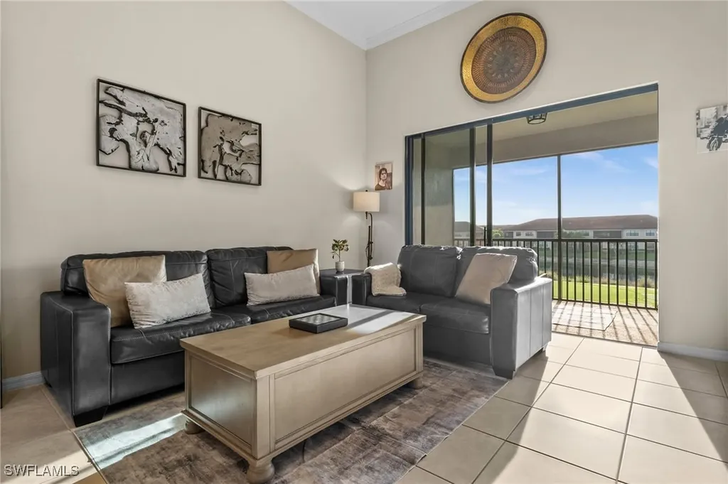 9366 Pocida Court Naples FL 34119