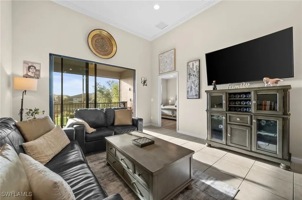 9366 Pocida Court Naples FL 34119