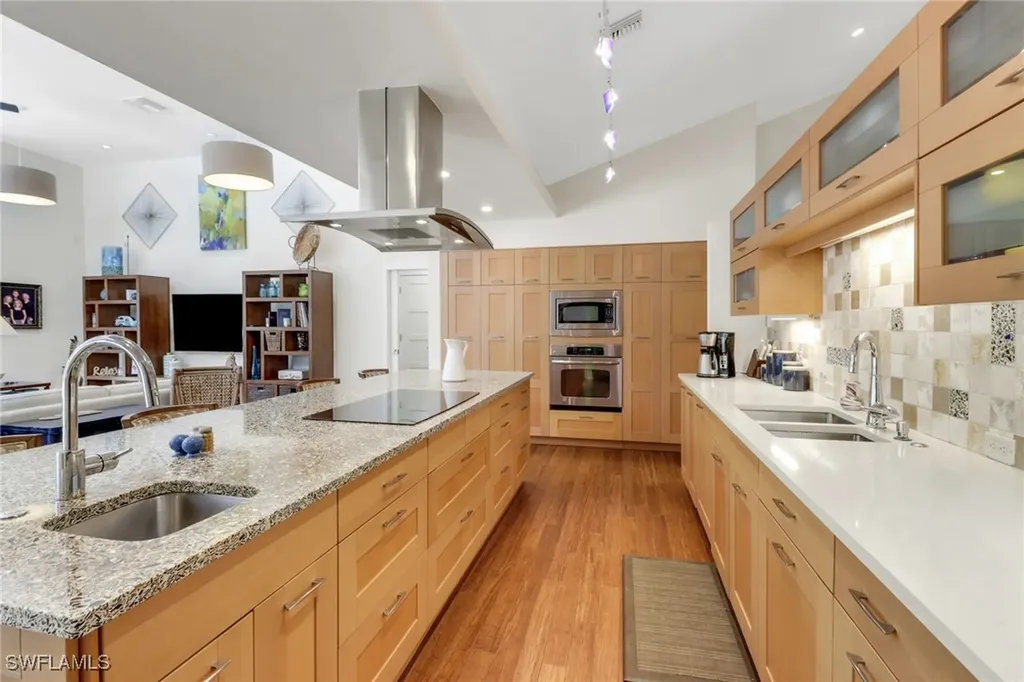 2294 Royal Lane Naples FL 34112
