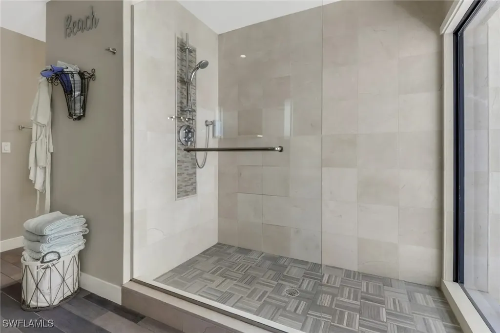 2294 Royal Lane Naples FL 34112