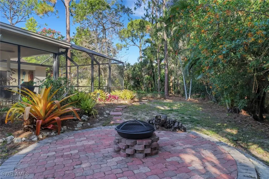 2294 Royal Lane Naples FL 34112
