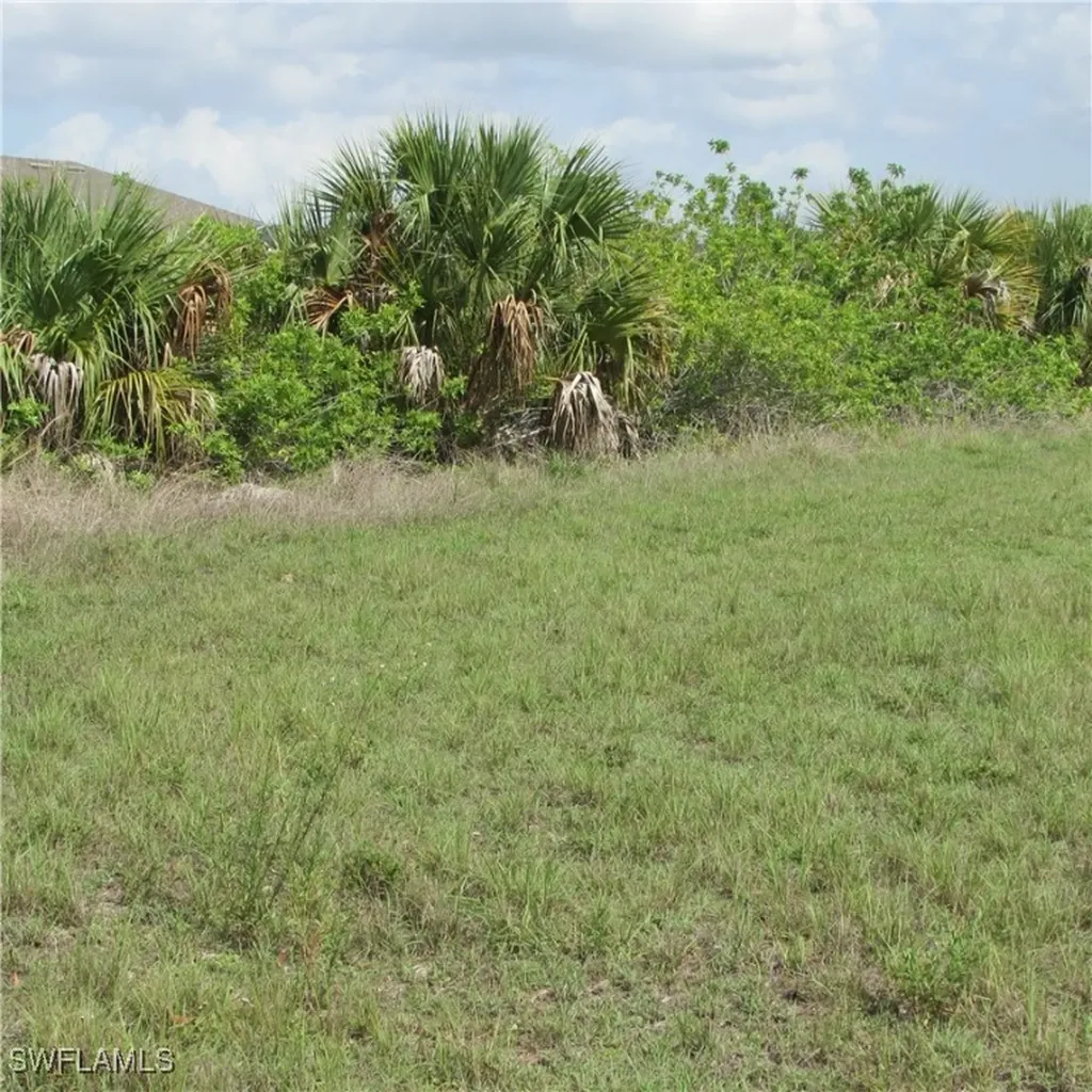 4410 Connection Avenue Cape Coral FL 33909