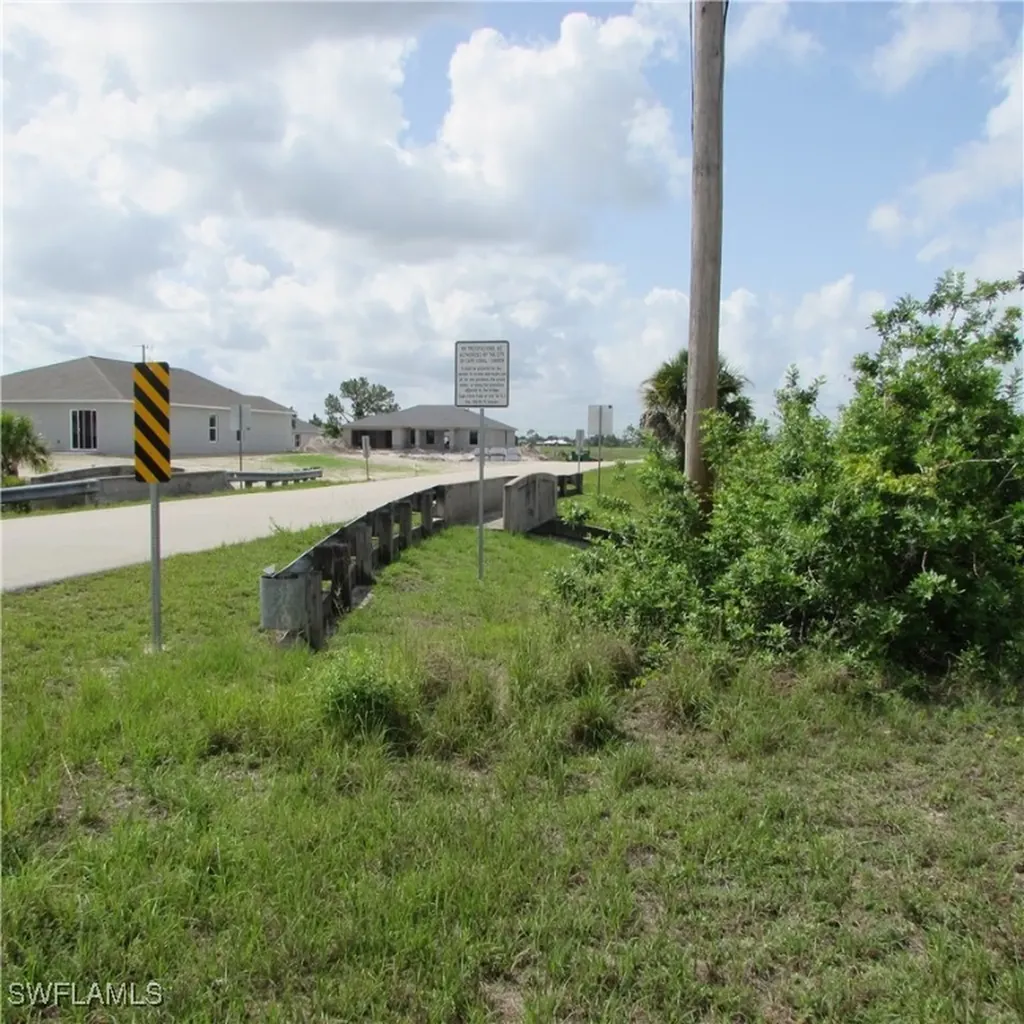 4410 Connection Avenue Cape Coral FL 33909
